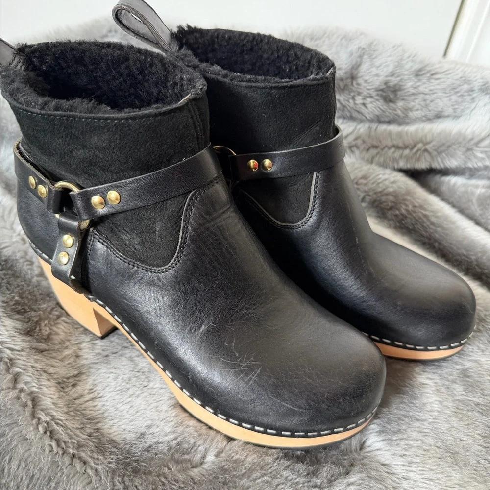 Swedish Hasbeens sherpa harness booties